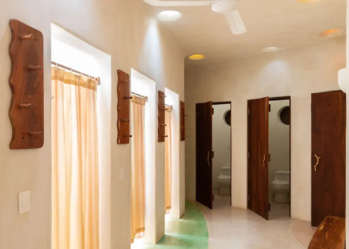 Hotel Holistika